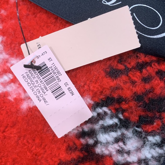 NWT VICTORIA'S SECRET Winter Angel Collection black plaid Scarf - Picture 5 of 6